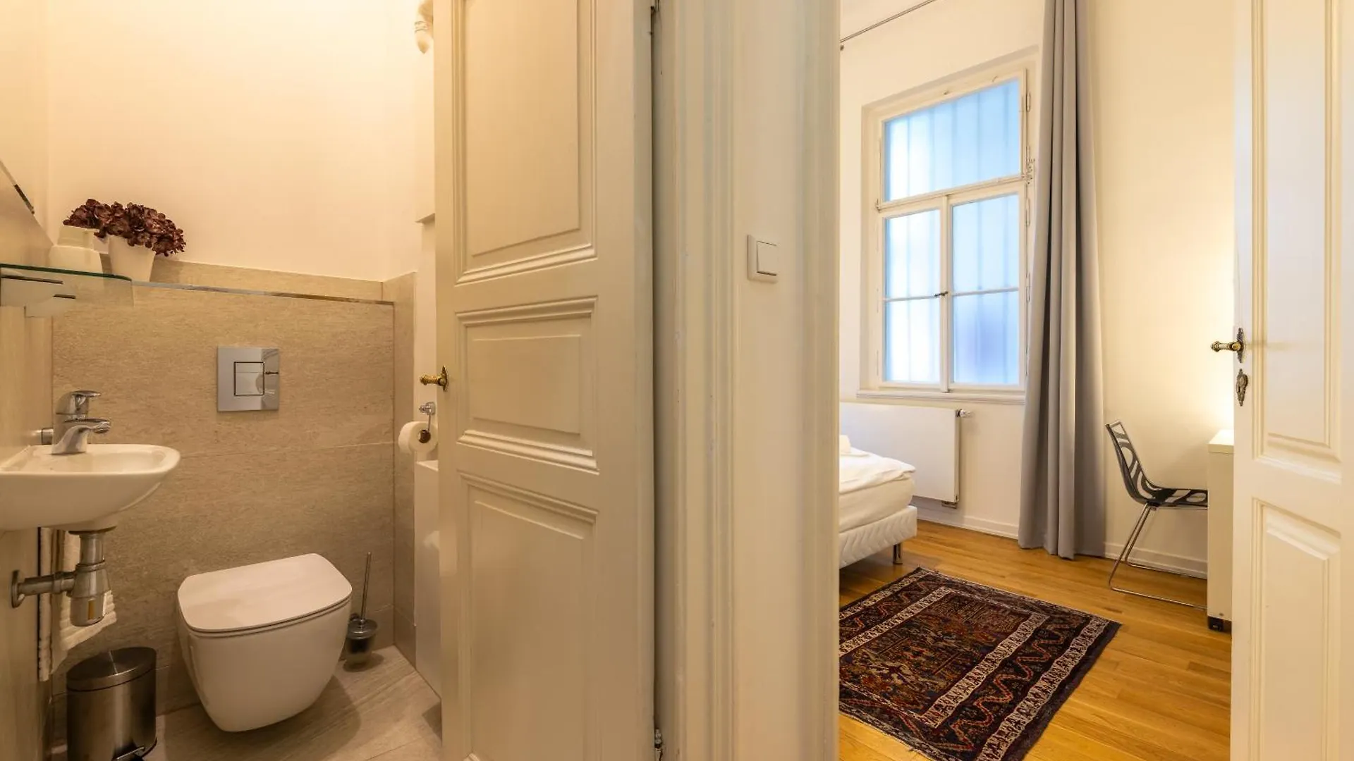 Lovely City View Apartment Next To National Museum By Easybnb Praga